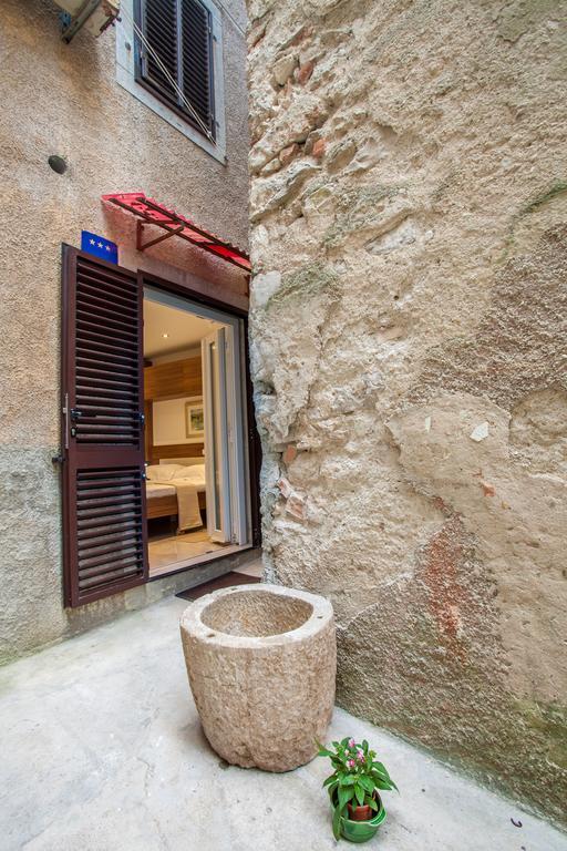 Apartments Calma Cres Exterior photo